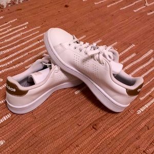 White Adidas Stan Smith’s